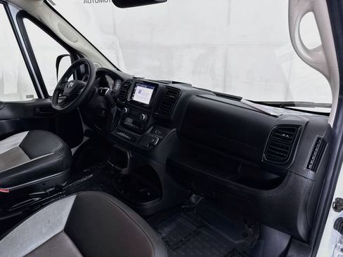 Used 2024 RAM ProMaster 2500 w/ Convenience Group FWD image 24