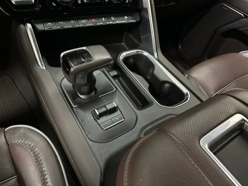 Used 2022 GMC Sierra 1500 Denali AWD/4WD image 43