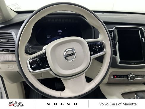 Used 2024 Volvo XC90 B6 Plus image 11