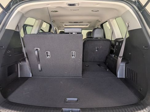 Used 2024 Kia Telluride S w/ S Sunroof Package FWD image 27
