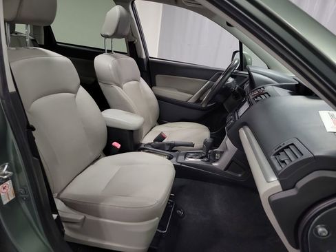 Used 2015 Subaru Forester 2.5i Touring w/ Eyesight & Navigation System AWD/4WD image 26