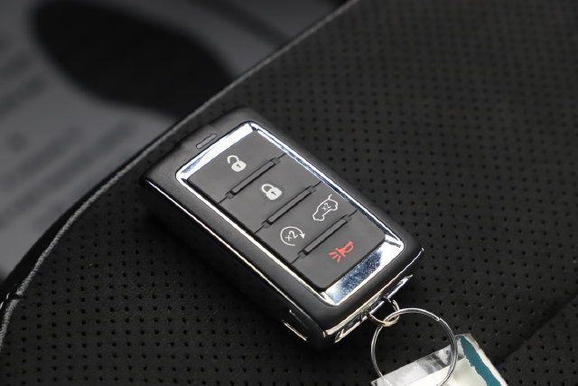 Used 2023 Jeep Grand Cherokee L Laredo AWD/4WD image 33