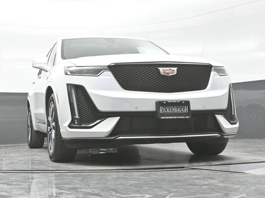 Used 2025 Cadillac XT6 Sport w/ Platinum Package AWD/4WD image 24