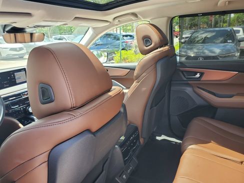 Used 2024 Acura MDX FWD w/ Technology Package image 11