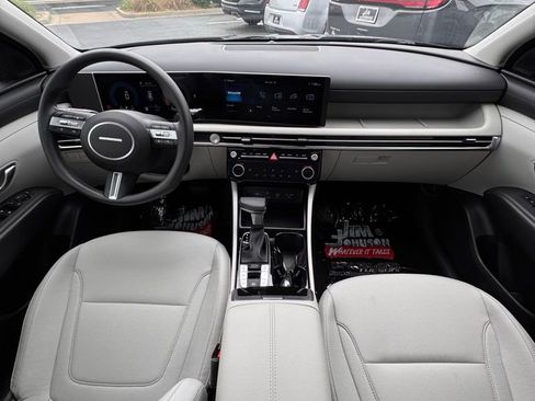 Used 2026 Hyundai Tucson SEL AWD/4WD image 18