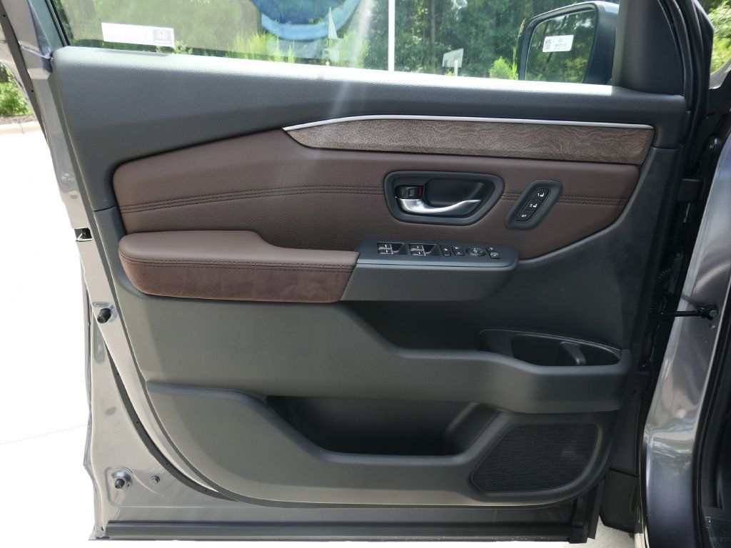 New 2026 Honda Pilot Elite image 14