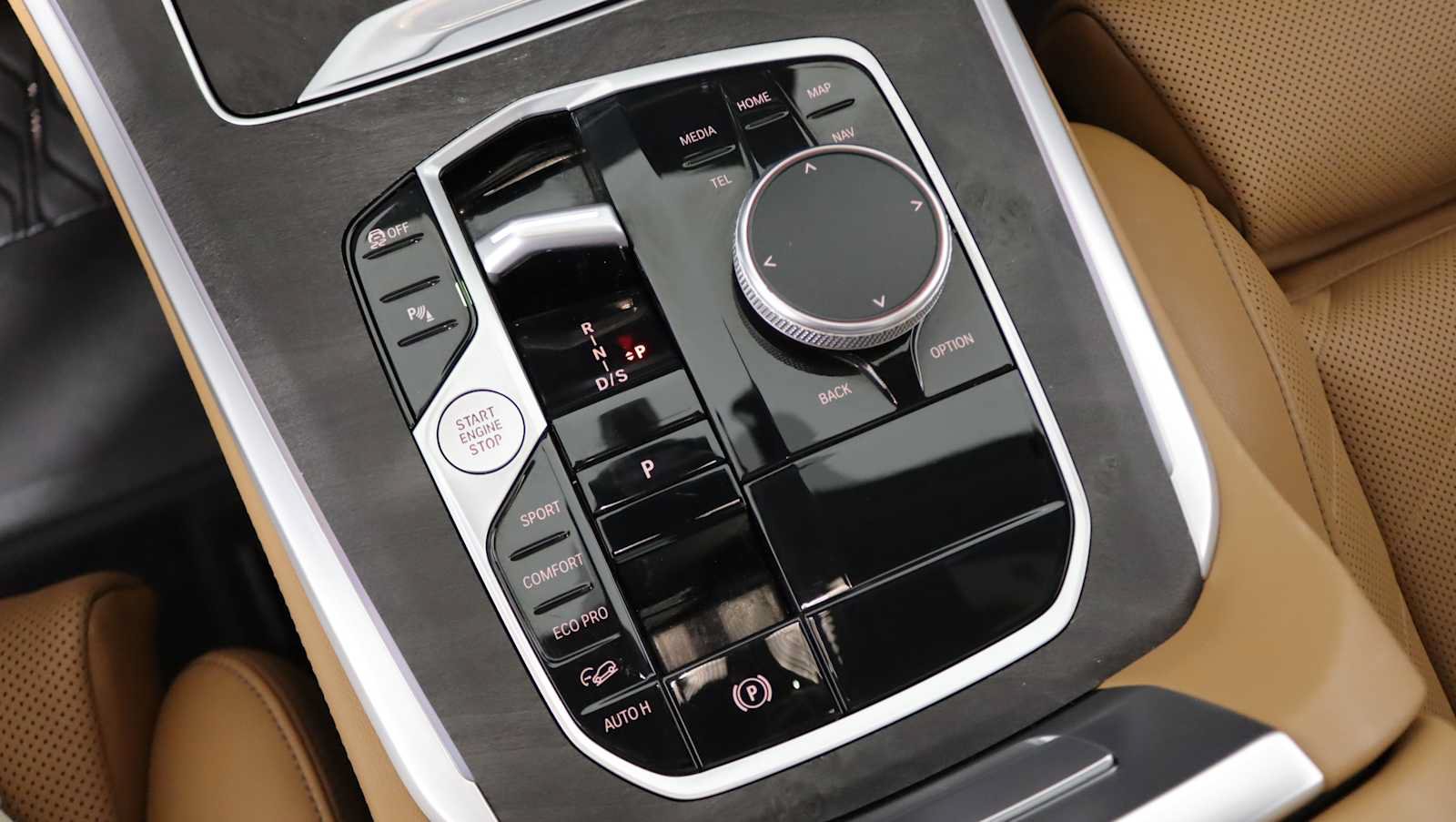 Used 2024 BMW X5 xDrive40i w/ Premium Package AWD/4WD image 29
