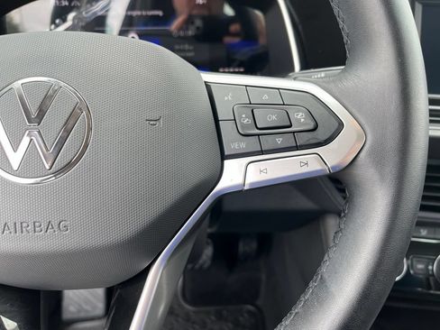 Used 2023 Volkswagen Jetta SE FWD image 22