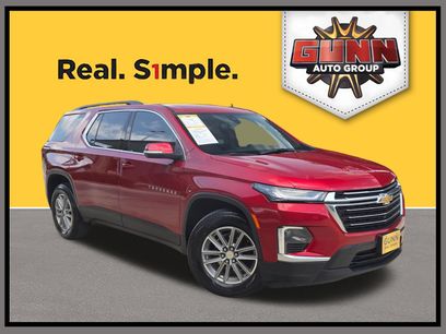 Used 2023 Chevrolet Traverse LT w/ Rear Camera Mirror Package