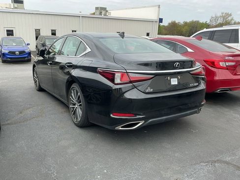Used 2022 Lexus ES 350 w/ Premium Package image 2