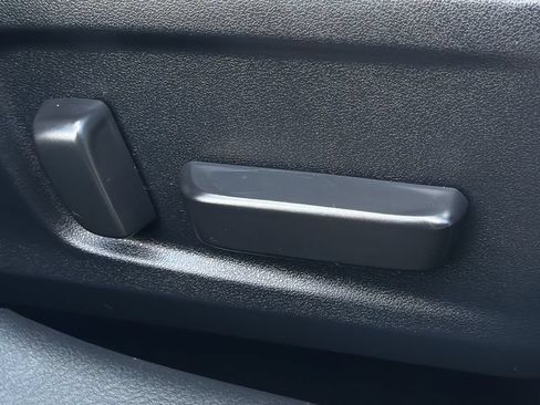 Used 2019 Lexus IS 300 RWD image 12