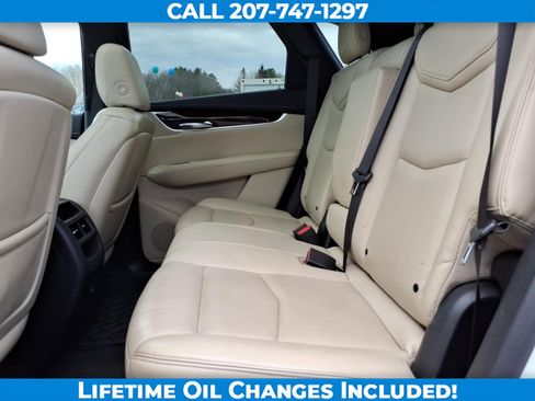 Used 2017 Cadillac XT5 Luxury AWD/4WD image 15