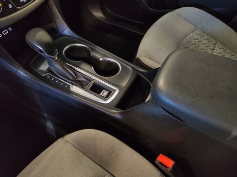 Used 2022 Chevrolet Equinox LT image 26