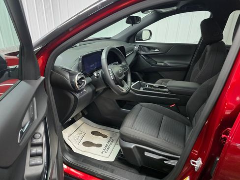 Used 2025 Chevrolet Equinox LT w/ Midnight Edition image 15