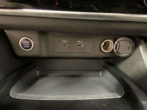 Used 2023 Nissan Rogue S image 18