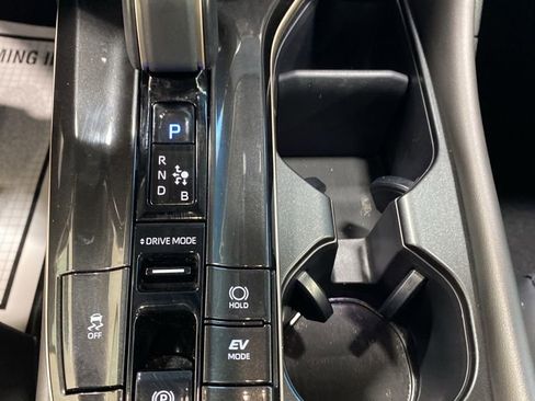 Certified 2026 Toyota Crown AWD/4WD image 29