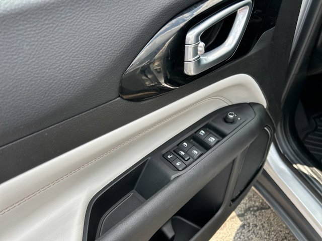 Used 2025 Jeep Compass Limited AWD/4WD image 27