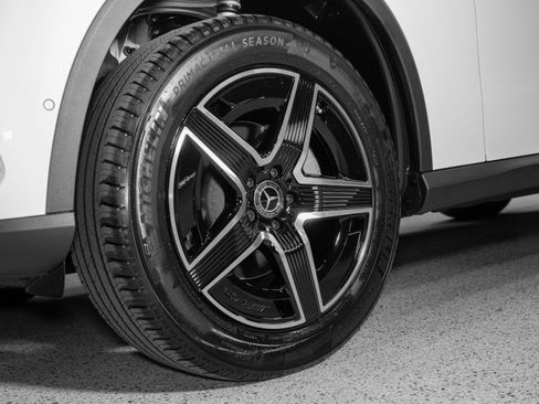 New 2026 Mercedes-Benz GLC 300 image 27