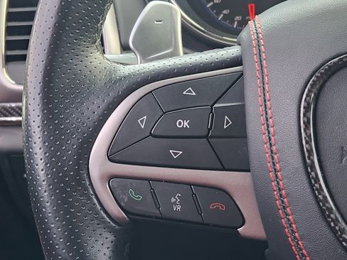 Used 2017 Jeep Grand Cherokee SRT image 28