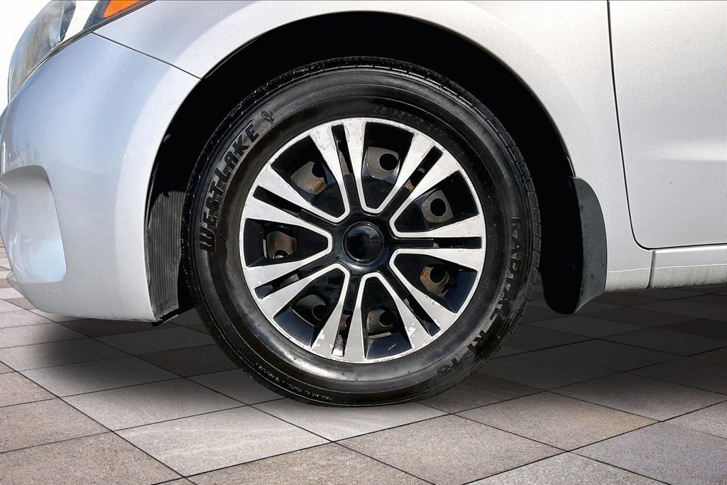 Used 2018 Kia Forte LX FWD image 9