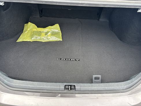 Used 2024 Toyota Camry LE image 5