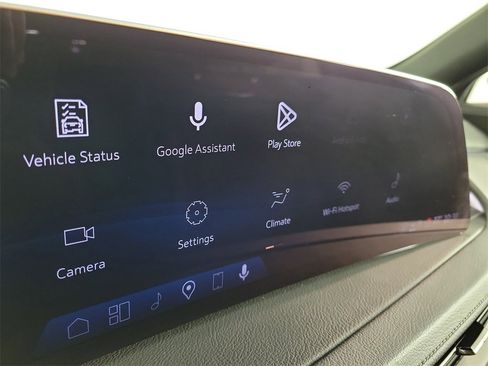 Certified 2025 Cadillac XT4 Premium Luxury image 25