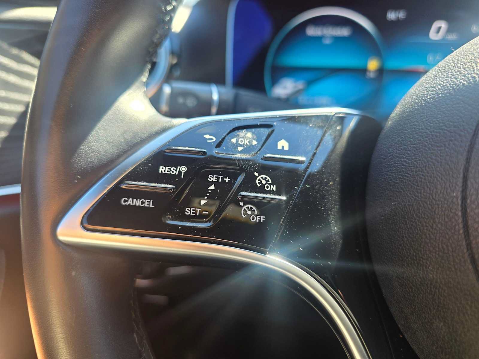 Used 2023 Mercedes-Benz E 350 4MATIC Sedan image 32