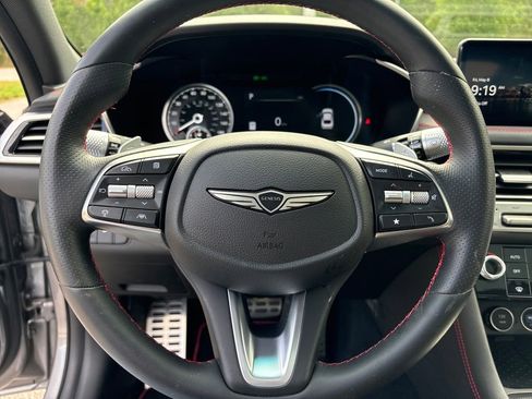 Used 2025 Genesis G70 3.3T Advanced RWD image 13