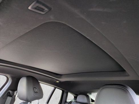 Used 2023 BMW X4 M40i w/ Premium Package image 16