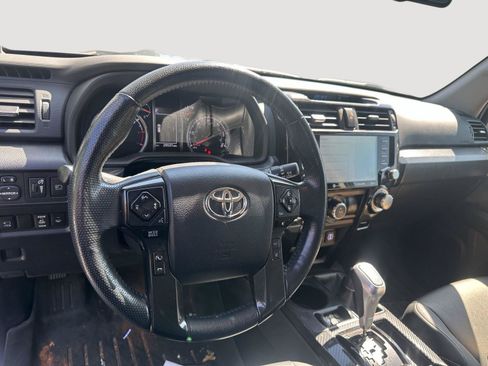 Used 2024 Toyota 4Runner TRD Off-Road Premium w/ Off Road Premium Plus Package AWD/4WD image 10