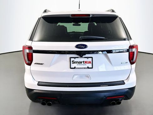 Used 2018 Ford Explorer Sport w/ Equipment Group 401A AWD/4WD image 6