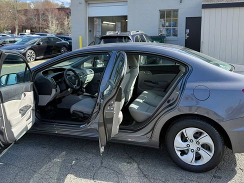 Used 2014 Honda Civic EX image 9