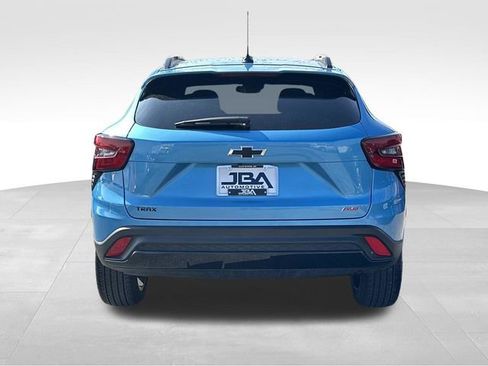 Used 2025 Chevrolet Trax RS image 26