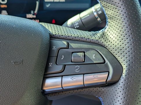 Certified 2024 Cadillac XT4 Sport image 39