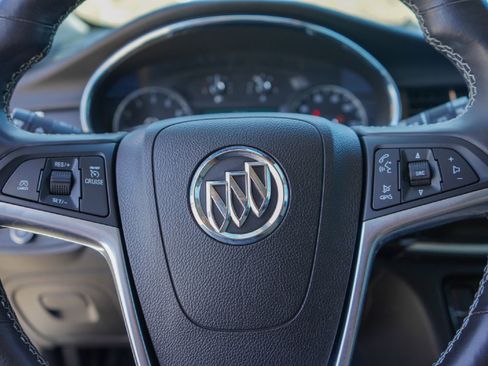 Used 2017 Buick Encore Essence image 6