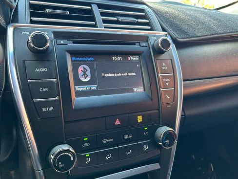Used 2016 Toyota Camry LE FWD image 21