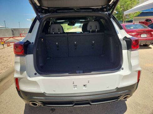 Used 2026 Chevrolet TrailBlazer RS w/ Convenience Package AWD/4WD image 23