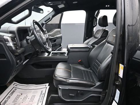 Used 2023 Ford F250 Platinum image 12