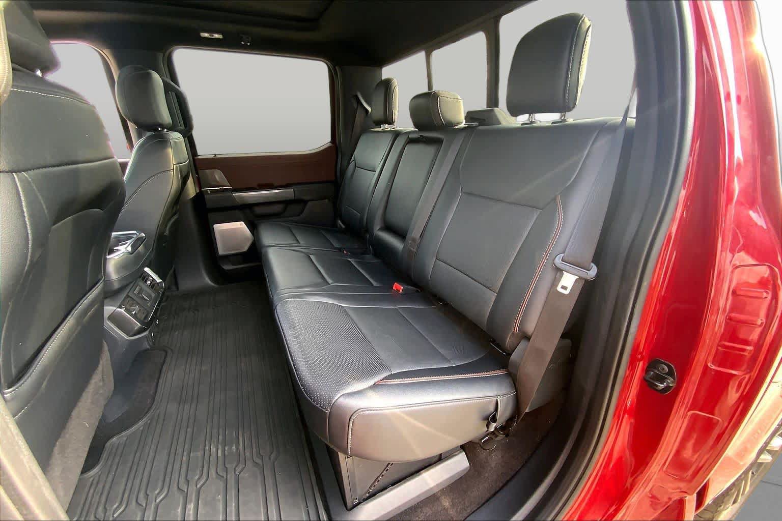 Used 2022 Ford F150 Lariat w/ Equipment Group 502A High AWD/4WD image 19