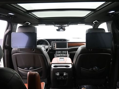 Used 2023 GMC Yukon XL Denali Ultimate image 49