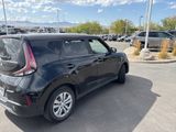 Used 2023 Kia Soul LX image 5
