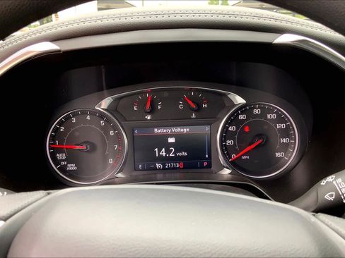 Used 2025 Chevrolet Blazer LT AWD/4WD image 25
