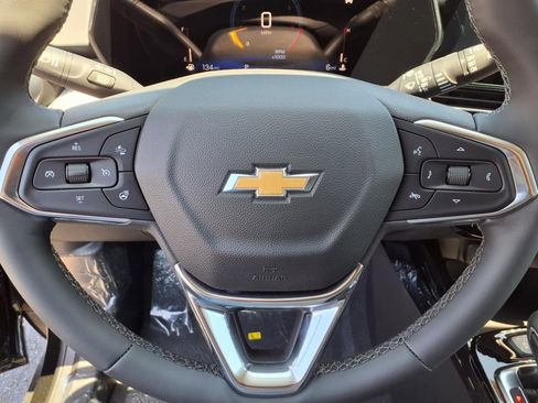 New 2025 Chevrolet Trax LT w/ Driver Confidence Package image 13