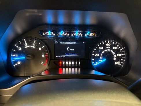 Used 2015 Ford F150 XL w/ Equipment Group 101A Mid AWD/4WD image 23