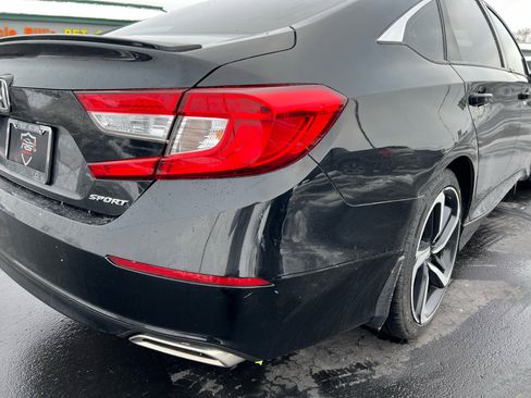 Used 2018 Honda Accord Sport image 24
