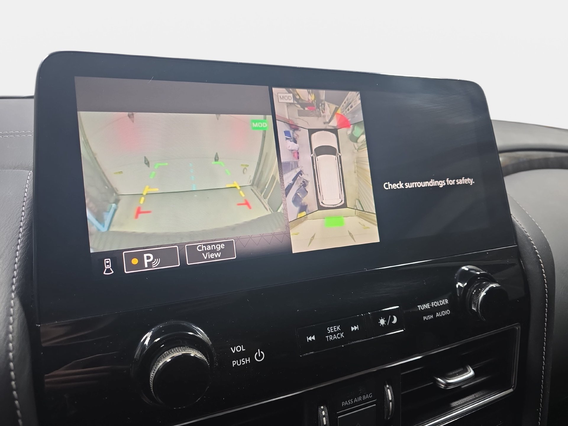 Used 2022 Nissan Armada Platinum w/ Captain's Chairs Package AWD/4WD image 23