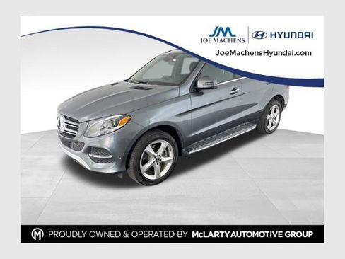 Used 2019 Mercedes-Benz GLE 400 4MATIC image 1