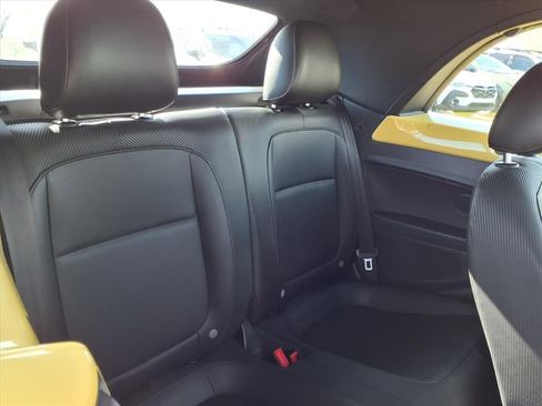 Used 2014 Volkswagen Beetle 2.5 image 19