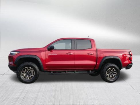 Used 2024 Chevrolet Colorado ZR2 w/ Technology Package image 7