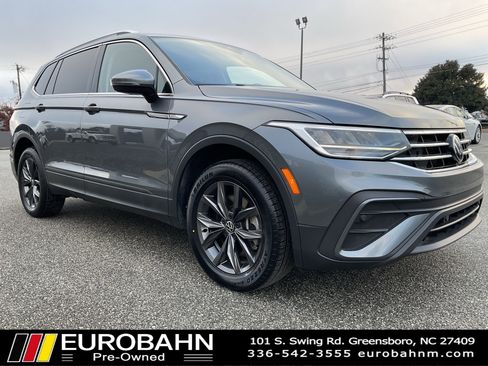 Used 2022 Volkswagen Tiguan SE image 26